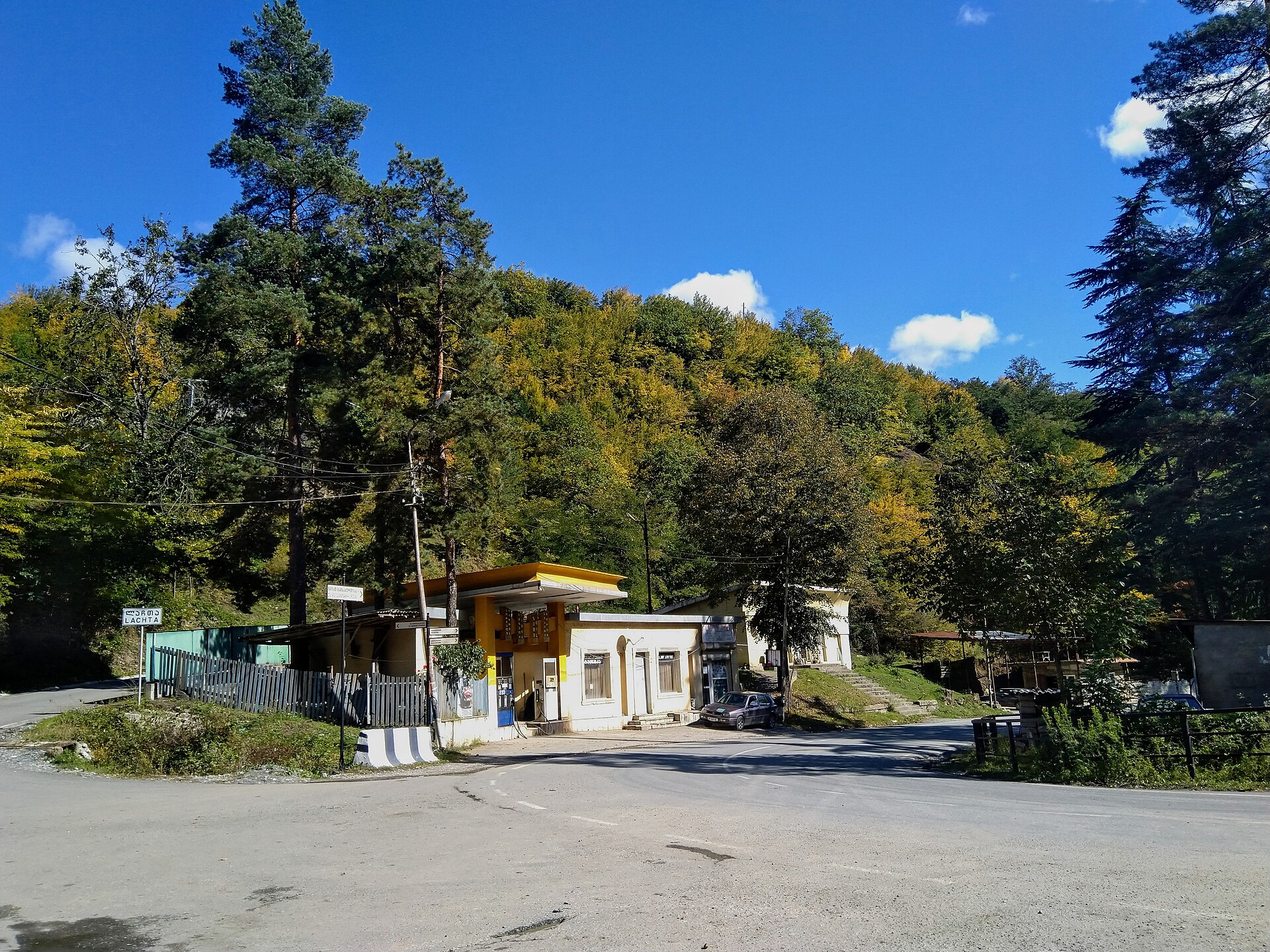 Lachta village along Ambrolauri - Oni road